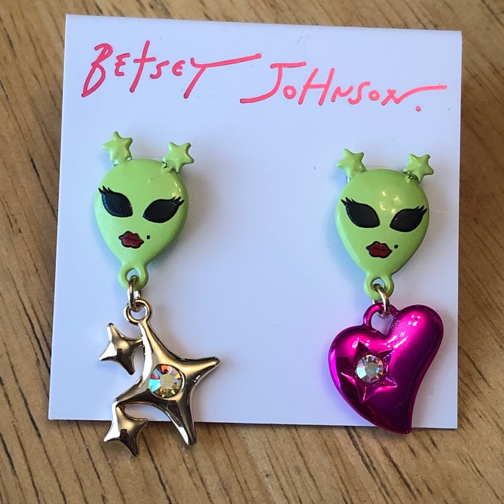 Betsey Johnson Green Alien Mismatch Drop Earrings Crystal Accents NWT